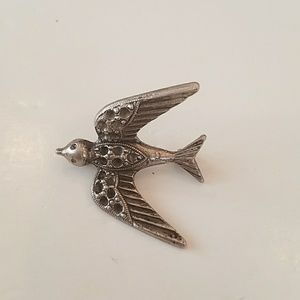 GASOLINE GLAMOUR SPARROW PIN